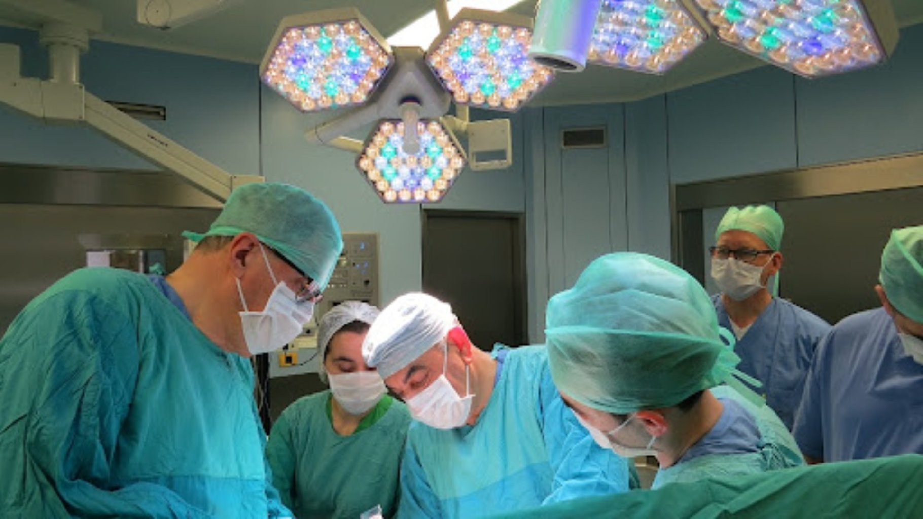 Cərrahi Onkologiya: Tərif, Əhəmiyyəti və Müalicə Yolları