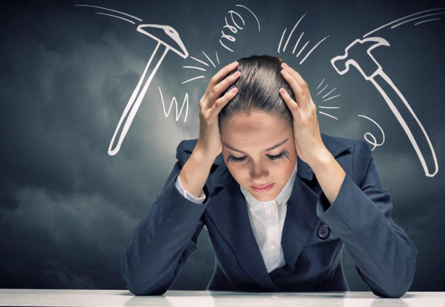 Güclü səbəbsiz həyəcan, psixozlar və ruhi pozuntuların digər halları